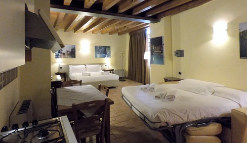 Estudio estándar, bañera de hidromasaje (con Parco Termale - 4 pax)