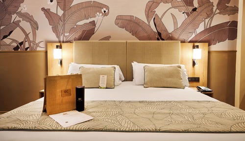 Suite junior (Pool | Elite Club 18+ | L)