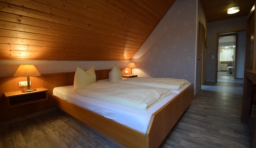 Suite básica, 1 habitación, balcón, vistas a la montaña