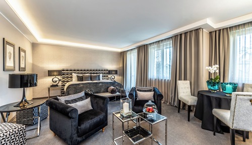 Habitación (Black and White Living)