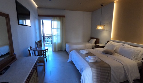 Habitación superior, vistas al mar