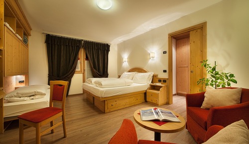 Suite junior, balcón