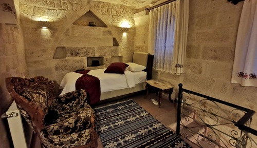 Deluxe Twin Suite
