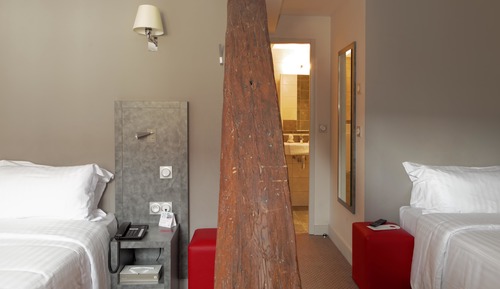 Habitación clásica con 2 camas individuales