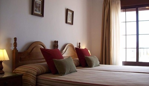 Habitación doble con balcón o patio