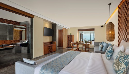 Suite panorámica, piscina privada, frente al mar