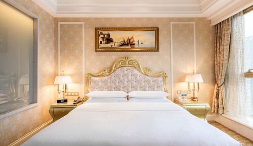 Habitación Club, 1 cama de matrimonio grande, vistas a la ciudad