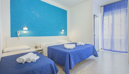 Habitación triple básica