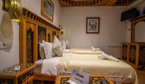 Habitación estándar con 1 cama doble o 2 individuales