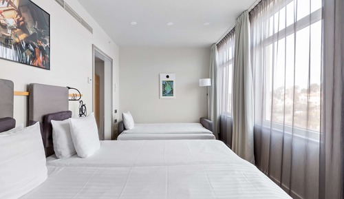 Habitación familiar, 1 cama de matrimonio grande, no fumadores (with Sofabed)