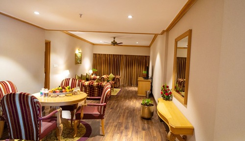 Deluxe Suite