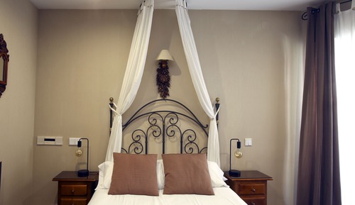 Double Room, 1 Double Bed