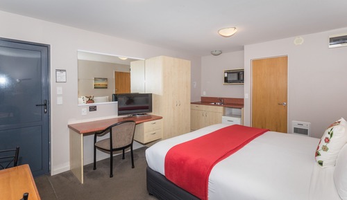Estudio superior (charges may applied for twin beds)