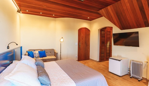 Habitación de lujo con 1 cama doble o 2 individuales, balcón, en edificio anexo