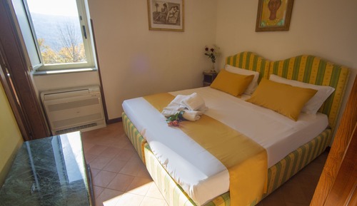Habitación con 1 cama doble o 2 individuales