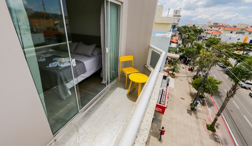 Quarto Duplo Luxo com sacada 
