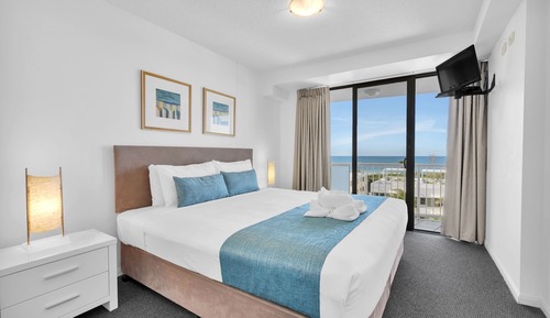 2 Bedroom Standard Ocean View, Tower II