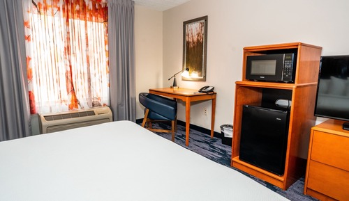 Habitación, 1 cama de matrimonio grande, no fumadores (Hearing Accessible)