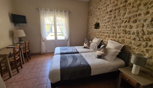 Habitación Confort con 2 camas individuales, 2 camas individuales, bañera