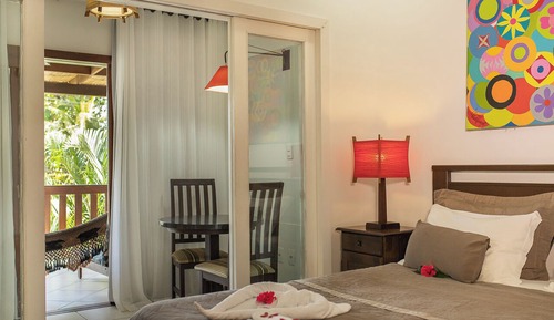 Suite, terraza, mirando al mar