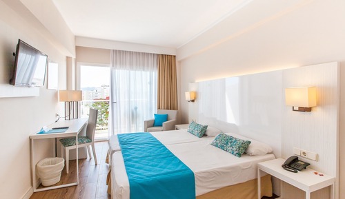 Habitación doble (2+1)