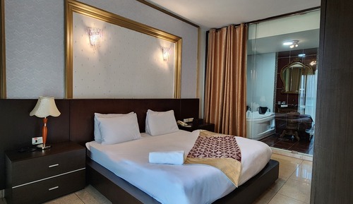 Suite Royal, cocina básica