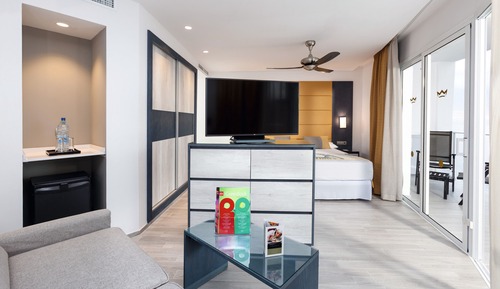 Suite junior, balcón, vistas al mar
