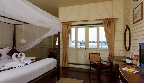 Grand Deluxe River View