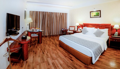 Habitación Deluxe, 1 cama de matrimonio grande (Deluxe King Room)