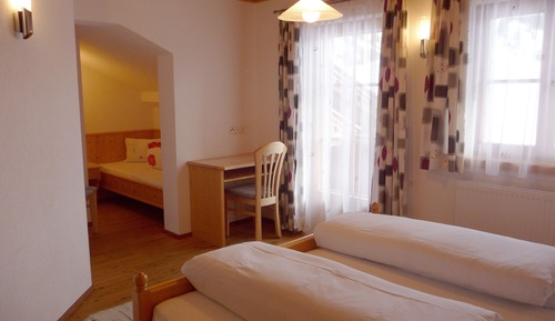 Habitación triple Confort, 1 habitación, vistas a la montaña
