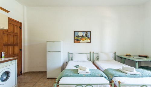 Apartamento, 2 habitaciones, vistas a la piscina