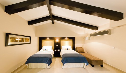 Habitación económica doble, 2 camas dobles
