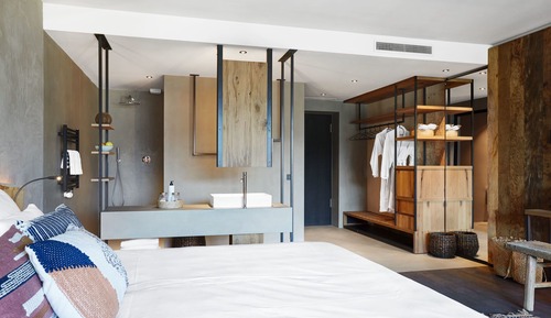 Suite, balcón (Loewe)