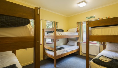 Room, 4 to 6 bed dorm (Dormitory Bed) (Shared Bathroom)