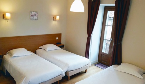 Habitación familiar, balcón