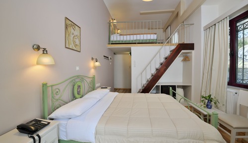 Habitación cuádruple estándar, balcón