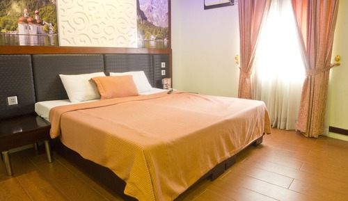 Euro Suite 1