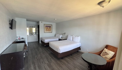 Habitación, no fumadores, vistas al río (River View, 2 Double Beds)