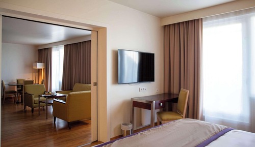 Suite, 1 cama de matrimonio grande con sofá cama, no fumadores