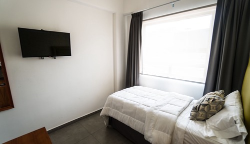 Habitación básica doble, 1 cama doble, planta baja