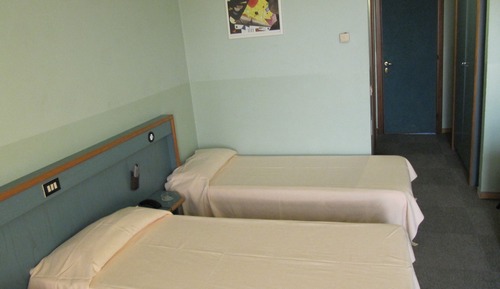 Habitación clásica con 1 cama doble o 2 individuales