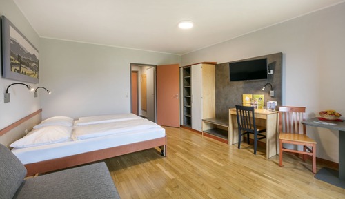 Habitación triple, balcón