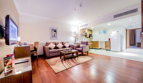 Suite, 2 habitaciones (Ambassador,2 Single, 1 King)