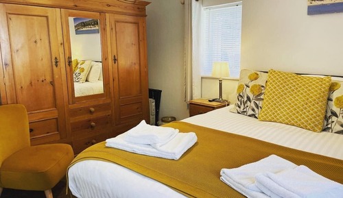Suite, baño privado (Bach )