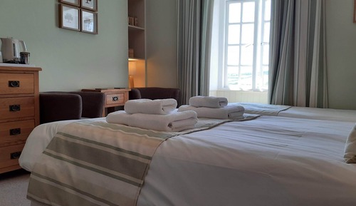 Suite, baño privado