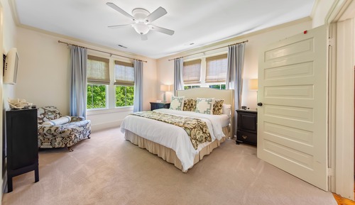 Suite Grand, 1 cama de matrimonio grande, baño privado (The Caleb Bradham Suite)