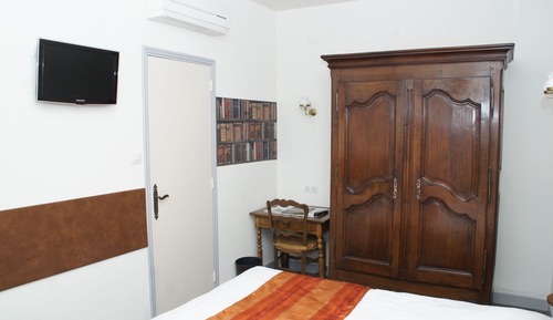 Habitación doble, 1 cama de matrimonio, baño privado