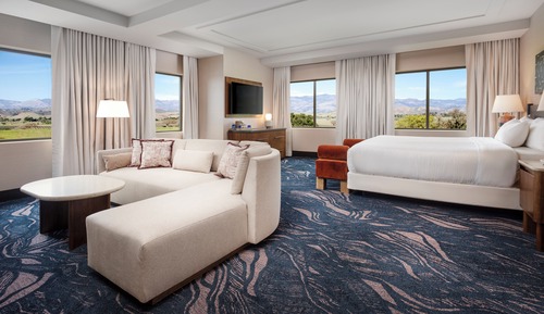 Suite, 1 cama de matrimonio grande (Corner Balcony)