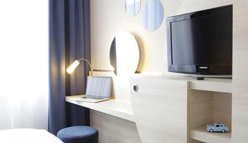Habitación Confort con 1 cama doble o 2 individuales