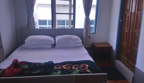 Habitación estándar doble, no fumadores, baño privado